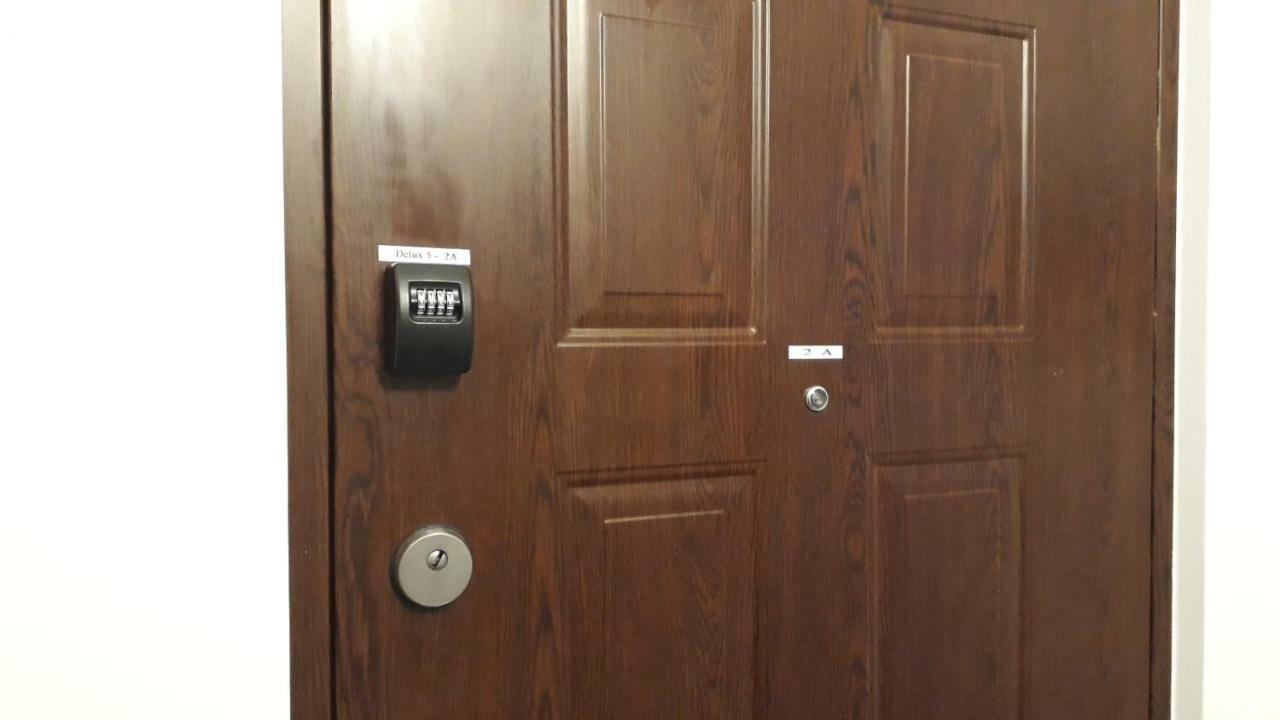 DeLux5 Appartement Łódź Buitenkant foto